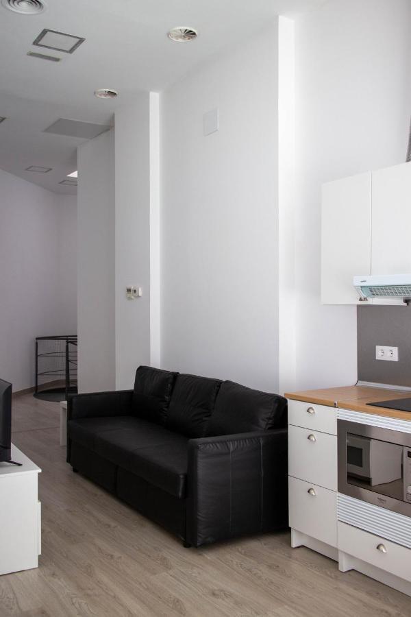L&G Madrid Apartments ภายนอก รูปภาพ
